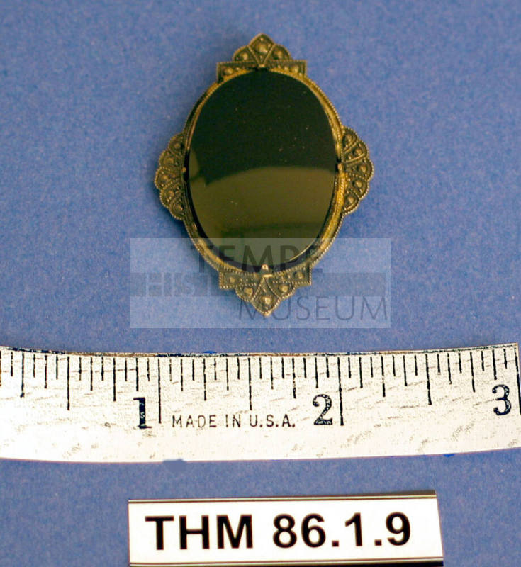 Brooch, Pin