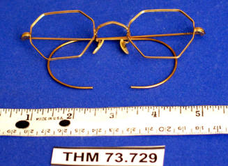 Eyeglasses