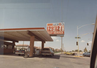 Union Gasoline Station - 425 West Baseline Road, Tempe, Arizona