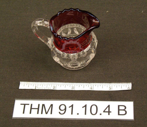 Pressed Sugar Creamer