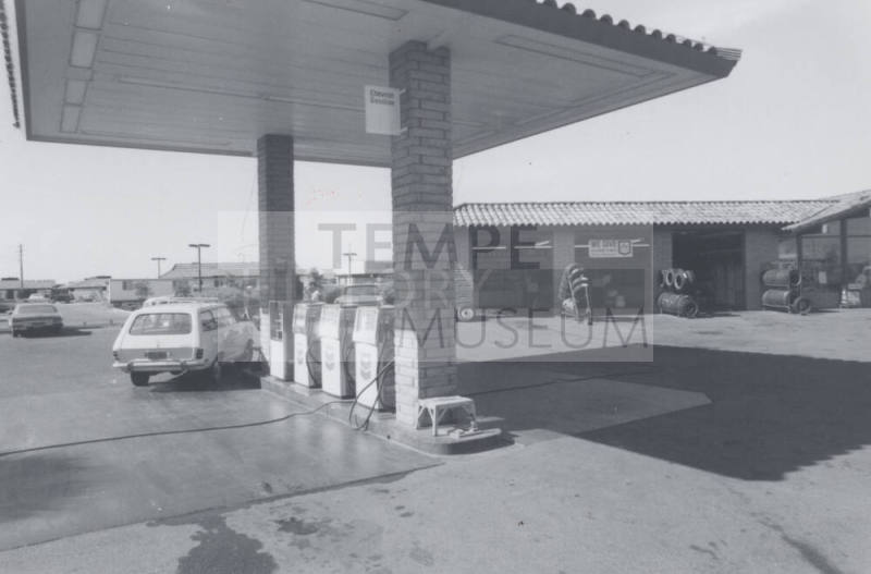 Standard Gasoline Station - 808 East Baseline Road, Tempe, Arizona