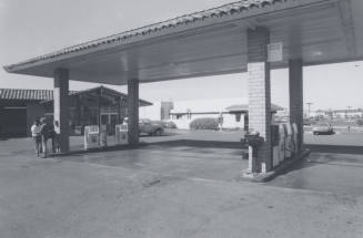 Standard Gasoline Station - 808 East Baseline Road, Tempe, Arizona