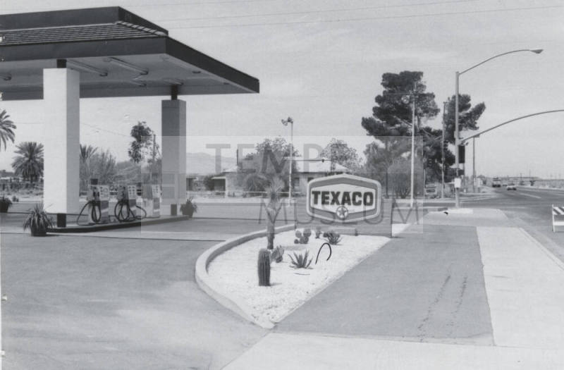 Texaco Gasoline Station - 915 East Baseline Road, Tempe, Arizona