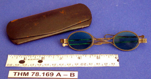 Eyeglasses