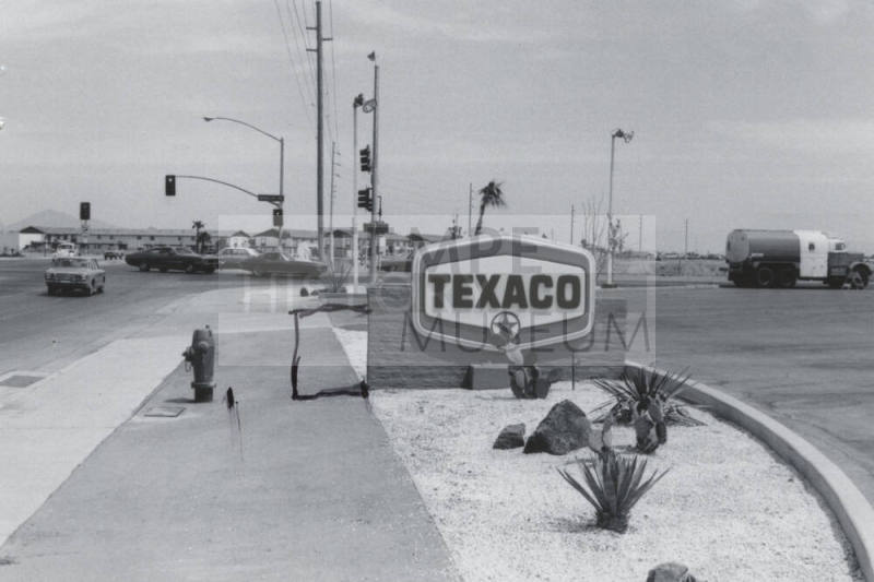 Texaco Gasoline Station - 915 East Baseline Road, Tempe, Arizona
