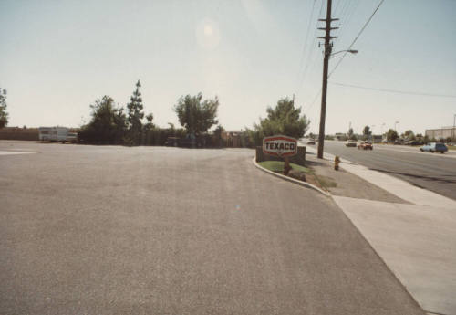Texaco Gasoline Station - 915 East Baseline Road, Tempe, Arizona