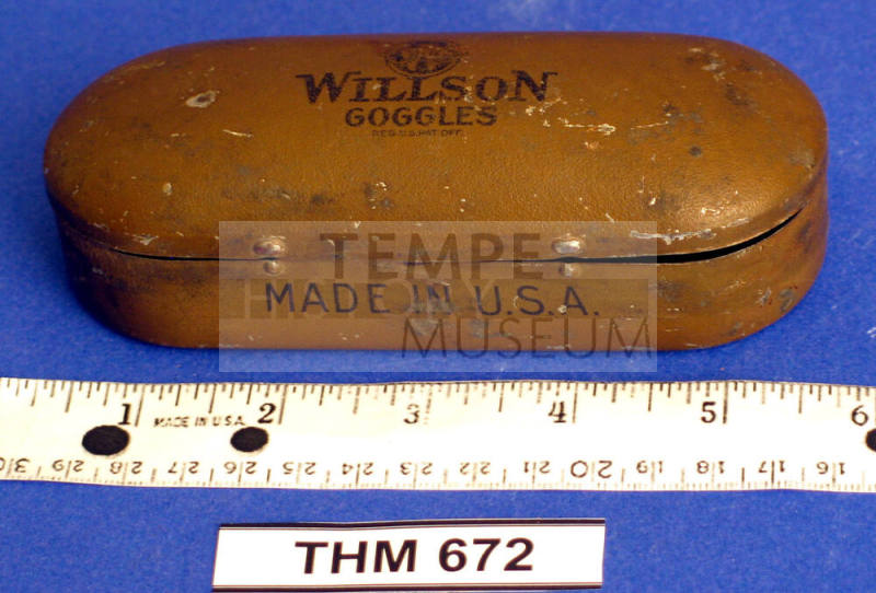 Case, Goggle