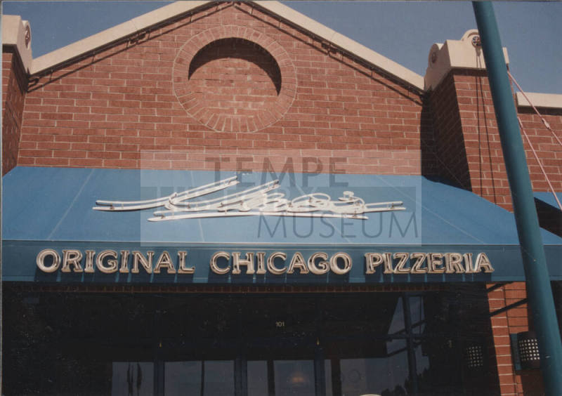 Pizzeria Uno - 690 South Mill Avenue - Tempe, Arizona