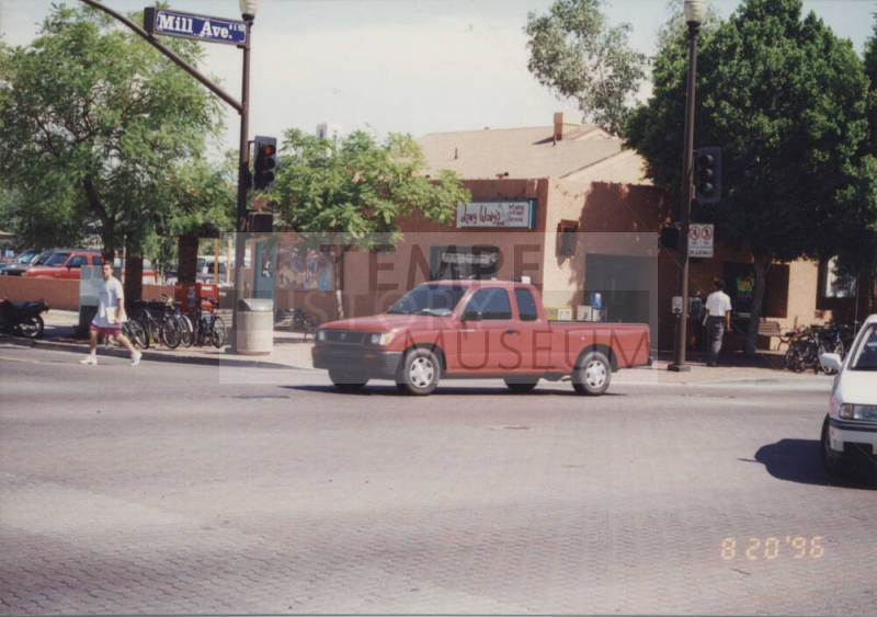Long Wong's on Mill - 701 South Mill Avenue - Tempe, Arizona