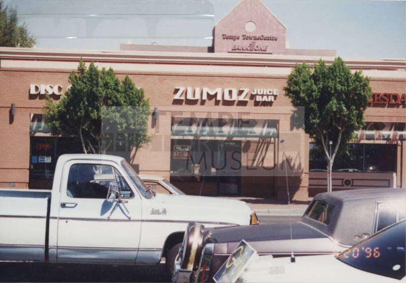 Zumoz Juice Bar - 777 South Mill Avenue - Tempe, Arizona