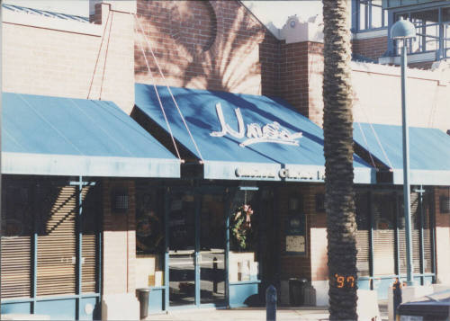 Pizzeria Uno's - 690 South Mill Avenue - Tempe, Arizona