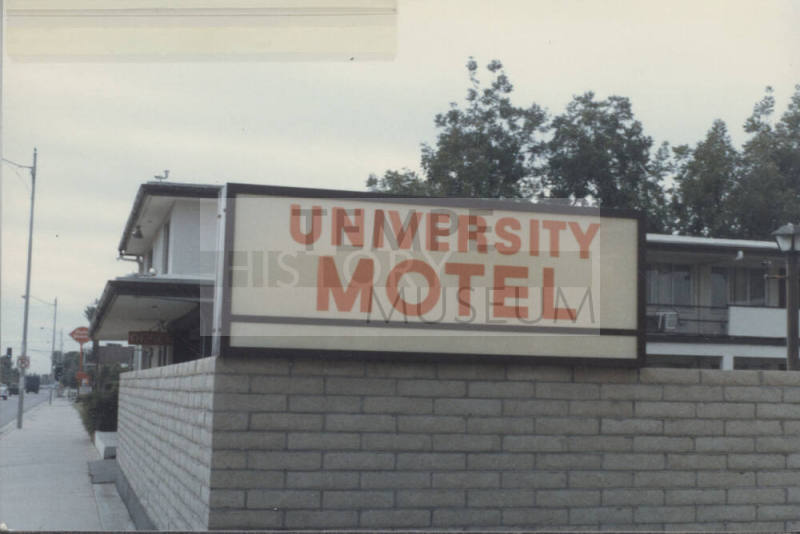 University Motel - 902 South Mill Avenue - Tempe, Arizona