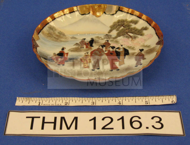 Japanese Saucer