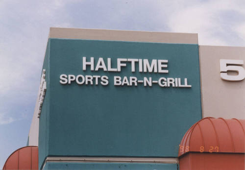 Halftime Sports Bar-N-Grill - 5030 South Mill Avenue - Tempe, Arizona
