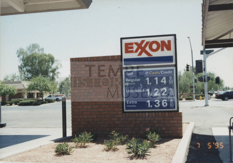 Exxon Gas Station - 5124 South Mill Avenue - Tempe, Arizona