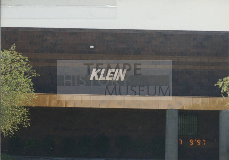 Klein - 1207 North Miller Road - Tempe, Arizona
