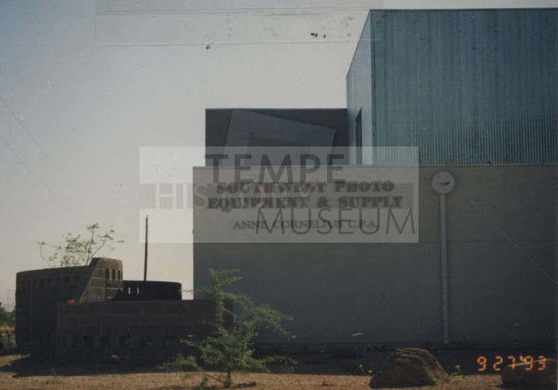 Southwest Photo Equipment & Supply - 1375 North Miller Road - Tempe, Arizona