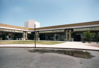 Lake Country Village Strip Mall - 1048 East Baseline Road, Tempe, Arizona