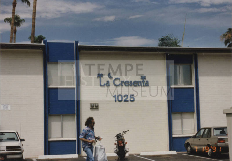 La Cresenta Apartments - 1025 East Orange Street - Tempe, Arizona