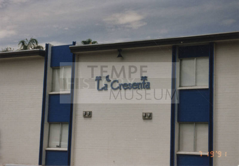 La Cresenta Apartments - 1025 East Orange Street - Tempe, Arizona