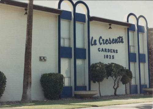 La Cresenta Apartments - 1025 East Orange Street - Tempe, Arizona