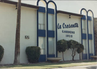 La Cresenta Apartments - 1025 East Orange Street - Tempe, Arizona