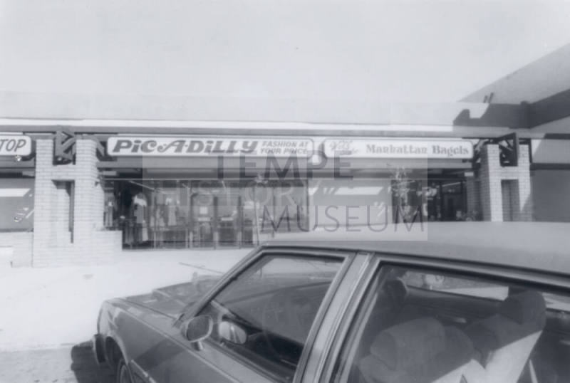 Pic-A-Dilly Fashions - 1080 East Baseline Road, Tempe, Arizona