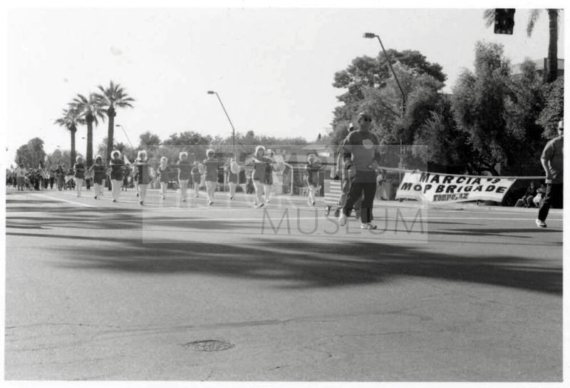 2004 Tempe Veterans' Day Parade, Marcia's Mop Brigade.