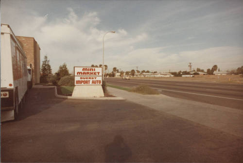 Duerst Import Auto Service -808 South Priest Drive -Tempe, Arizona