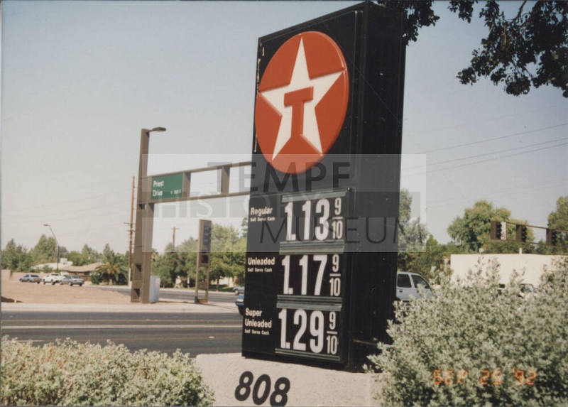 Texaco Star Mart Gasoline Service Station - 808 S. Priest Drive - Tempe, Arizona