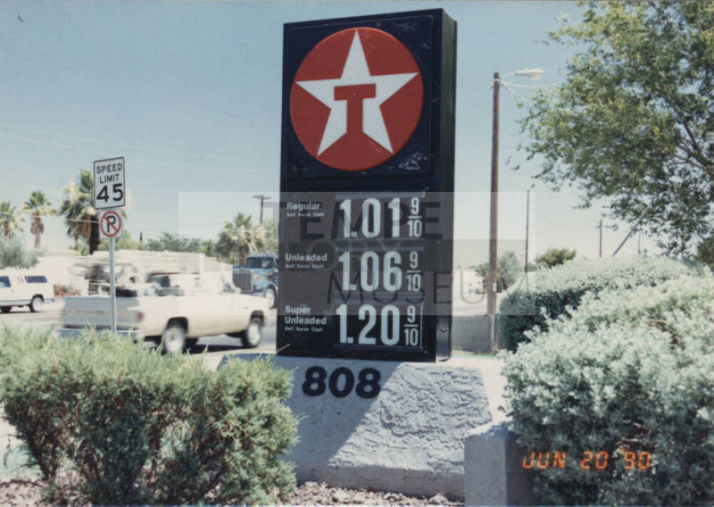 Texaco Star Mart Gasoline Service Station - 808 S. Priest Drive - Tempe, Arizona