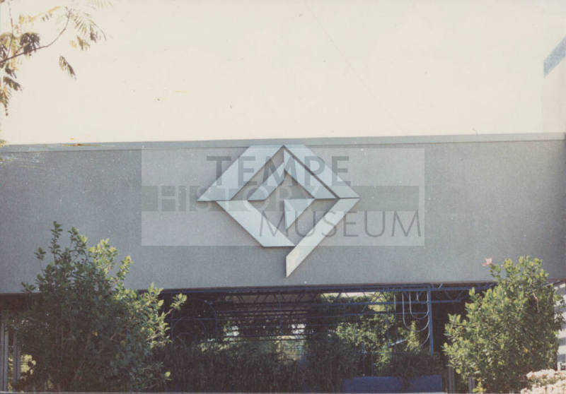 Al Collins Graphic Design School - 1140 South Priest Drive - Tempe, Arizona
