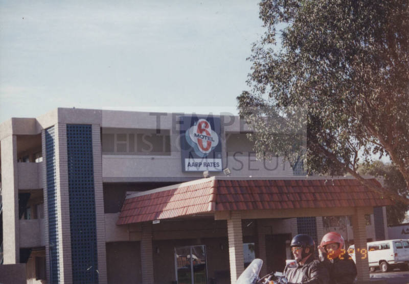 Motel 6 - 1720 South Priest Drive - Tempe, Arizona