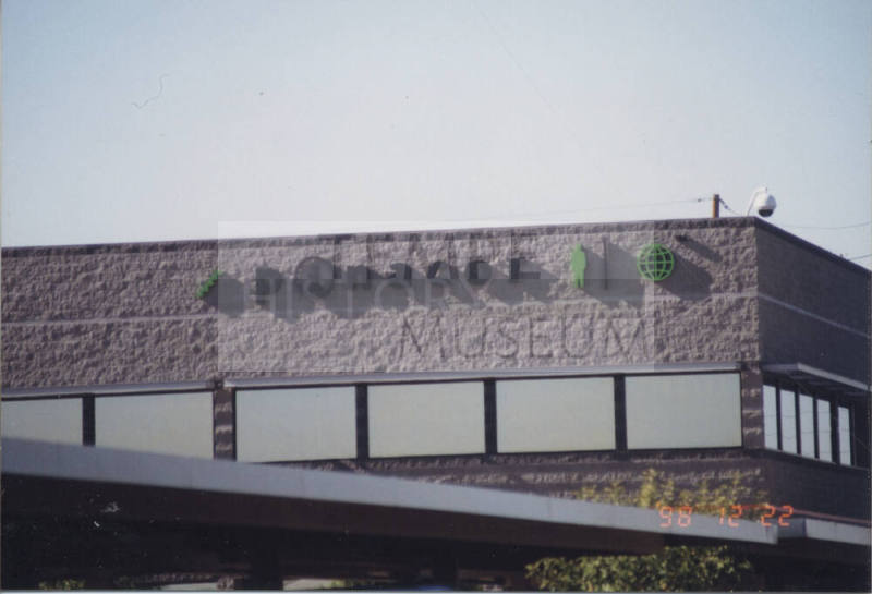 Pinacor - 3001 South Priest Drive - Tempe, Arizona