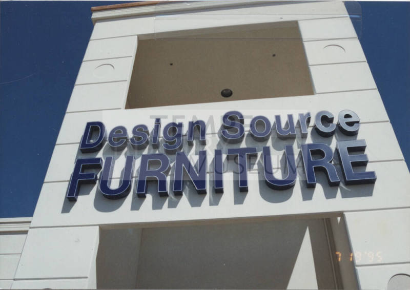 Design Source Furniture Store - 7000 South Priest Drive - Tempe, Arizona