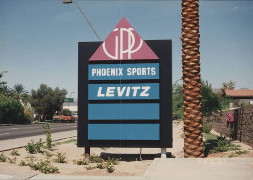 Grove Parkway Plaza - 7400 South Priest Drive - Tempe, Arizona