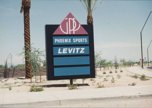 Grove Parkway Plaza - 7400 South Priest Drive - Tempe, Arizona