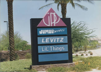 Grove Parkway Plaza - 7500 South Priest Drive - Tempe, Arizona