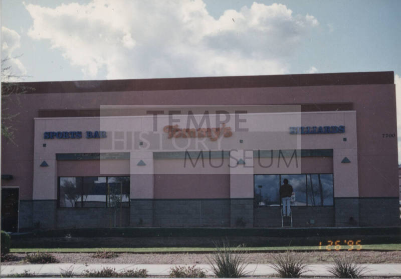Tommy's Billiards - 7700 South Priest Drive - Tempe, Arizona