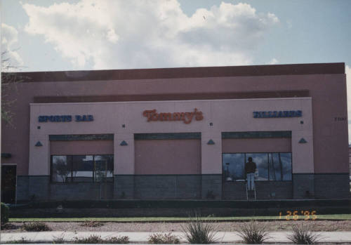 Tommy's Billiards - 7700 South Priest Drive - Tempe, Arizona