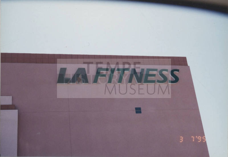 LA Fitness Sports Club - 7810 South Priest Drive - Tempe, Arizona