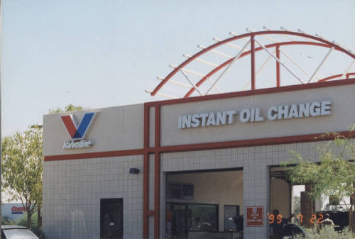 Instant Oil Change - 7926 South Priest Drive - Tempe, Arizona