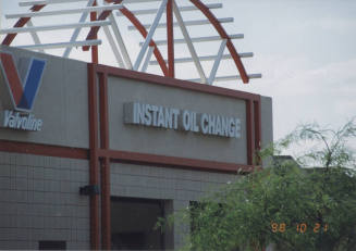 Instant Oil Change - 7926 South Priest Drive - Tempe, Arizona
