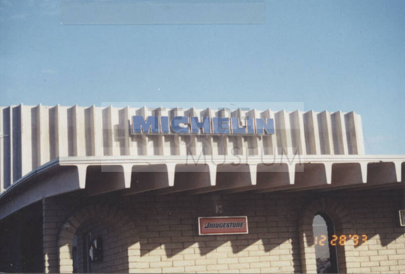 Autoplex American Car Care Centers - 8139 South Priest Drive - Tempe, Arizona