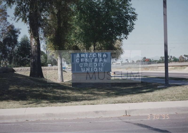 Arizona Central Credit Union - 3350 South Price Road - Tempe, Arizona