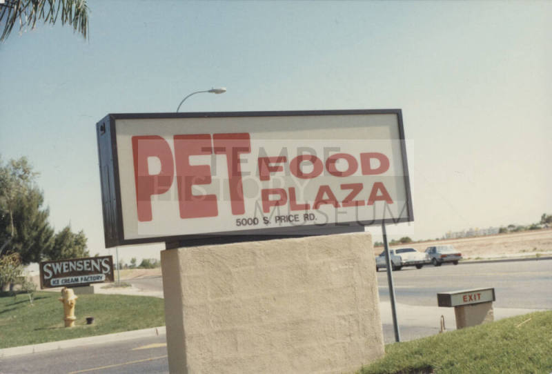 Pet Food Plaza - 5000 South Price Road - Tempe, Arizona