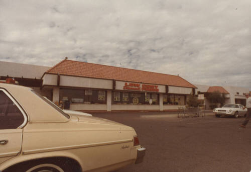Low Cost Discount Foods - 5004 South Price Road - Tempe, Arizona