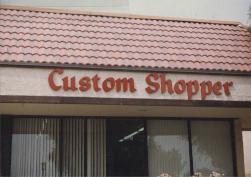 Custom Shopper - 5012 South Price Road - Tempe, Arizona