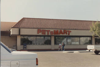 Pets Mart - 5038 South Price Road - Tempe, Arizona
