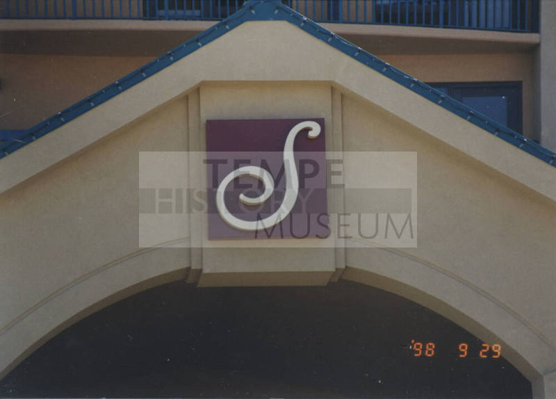 Sumner Suites - 1413 W. Rio Salado Parkway - Tempe, Arizona